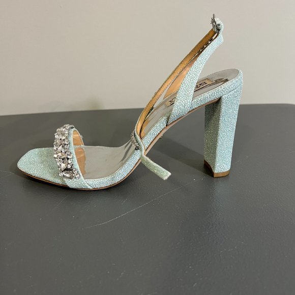 NWOT BADGLEY MISCHKA COLLECTION Tasmine Ankle Strap Sandal in Soft Blue (8) - Picture 9 of 13